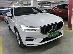 2021 Volvo XC60 4WD Luxury, белый — фото 4