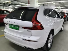 2021 Volvo XC60 4WD Luxury, белый — фото 7