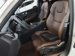 2021 Volvo XC60 4WD Luxury, белый — фото 15