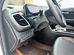 2023 Kia Seltos 1.5L CVT Luxury, белый — фото 14