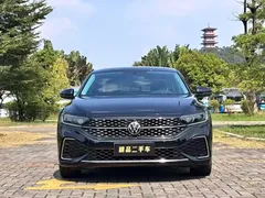 2022 Volkswagen Passat 330TSI Elite, чёрный — фото 2