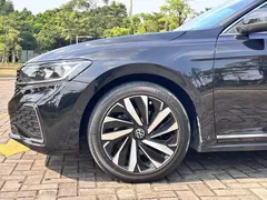 2022 Volkswagen Passat 330TSI Elite, чёрный — фото 4