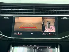 2021 Audi Q8 55 TFSI Sport, чёрный — фото 13