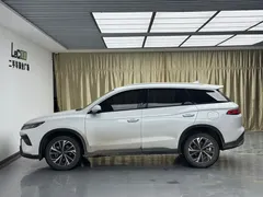2025 BYD Song Pro 2nd Gen DM-i PHEV 75km, белый — фото 7