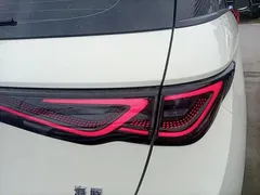 2025 BYD Dolphin Smart Driving 410km Fashion — фото 8