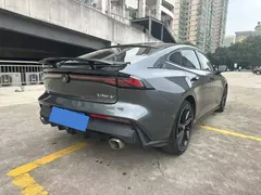 2022 Changan UNI-V 1.5T Premium — фото 6