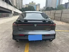 2022 Changan UNI-V 1.5T Premium — фото 7