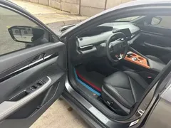 2022 Changan UNI-V 1.5T Premium — фото 11