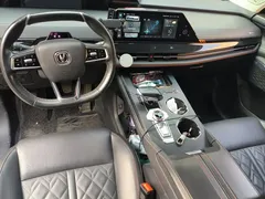 2021 Changan UNI-K 2.0T 4WD Premium — фото 12