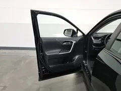 2021 Toyota Wildlander 2.0L CVT 4WD Luxury, чёрный — фото 8