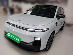 2025 Leapmotor B10 510 Enjoy — фото 1