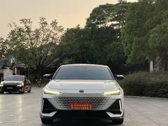 2023 Changan UNI-V 1.5T Sport, белый — фото 2