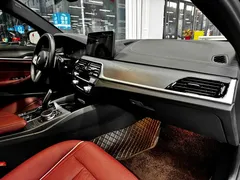 2023 BMW 5 Series 530Li xDrive M Sport Package, чёрный — фото 7