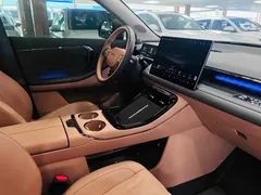 2026 Aion V 650 Family Edition Smart Luxury, синий — фото 16