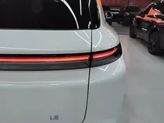 2025 Li Auto L8, белый — фото 8