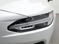 2022 Volvo S90 T8 PHEV Luxury, белый — фото 7