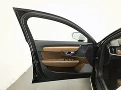 2022 Volvo S90 T8 PHEV Luxury, белый — фото 8