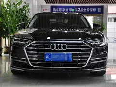 2021 Audi A8L 55 TFSI quattro Premium, чёрный — фото 2