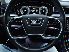 2021 Audi A8L 55 TFSI quattro Premium, чёрный — фото 7