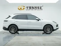2023 Porsche Cayenne 3.0T Platinum Edition, белый — фото 3