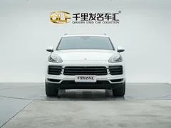 2023 Porsche Cayenne 3.0T Platinum Edition, белый — фото 5