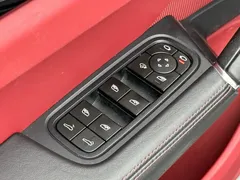 2023 Porsche Cayenne 3.0T Platinum Edition, белый — фото 12