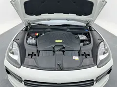 2023 Porsche Cayenne 3.0T Platinum Edition, белый — фото 26