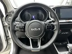 2021 Kia Yipao 1.4L CVT Sunroof, белый — фото 7