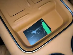 2025 Li Auto i8 Standard — фото 9