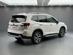 2022 Subaru Forester 2.0i AWD Flagship EyeSight, белый — фото 4