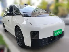 2024 Li Auto MEGA Ultra, белый — фото 3