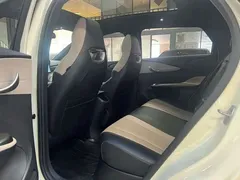2023 BYD Dolphin 420km Fashion, белый — фото 6