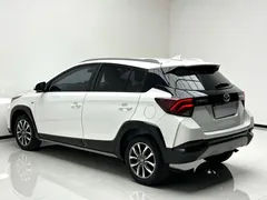 2022 Toyota Yaris L Zhixuan X 1.5L CVT Luxury Plus, белый — фото 4