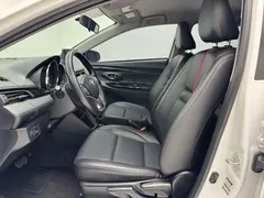 2022 Toyota Yaris L Zhixuan X 1.5L CVT Luxury Plus, белый — фото 7