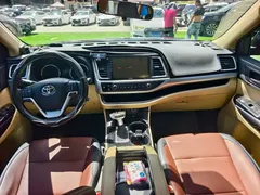 2021 Toyota Highlander 2.0T 4WD Elite 7-seat, чёрный — фото 6
