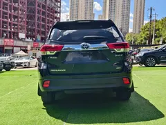 2021 Toyota Highlander 2.0T 4WD Elite 7-seat, чёрный — фото 7