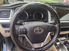 2021 Toyota Highlander 2.0T 4WD Elite 7-seat, чёрный — фото 16