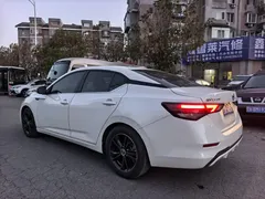2021 Nissan Sylphy 1.6L XL CVT, белый — фото 2