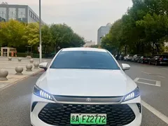 2026 BYD Qin PLUS DM-i PHEV 128km Entry, белый — фото 2