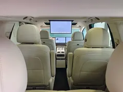 2025 Li Auto i8 Standard, белый — фото 12
