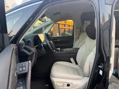 2024 Toyota Vellfire Hybrid 2.5L Ultimate, чёрный — фото 4