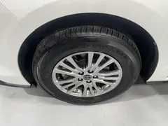 2021 Toyota Sienna 2.5L Hybrid Luxury, белый — фото 16