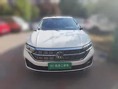2023 Volkswagen Sagitar 200TSI DSG, белый — фото 2
