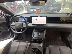 2025 BYD Qin L EV 545km Superior — фото 6