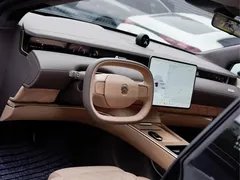 2025 Nio ET9 102kWh Launch Limited Edition, синий — фото 9