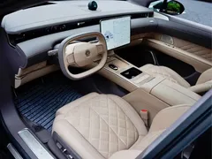 2025 Nio ET9 102kWh Launch Limited Edition, синий — фото 10