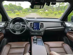 2023 Volvo XC90 7-seat, чёрный — фото 7