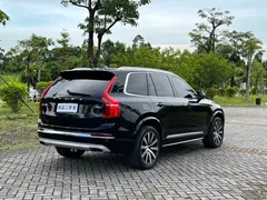 2023 Volvo XC90 7-seat, чёрный — фото 15