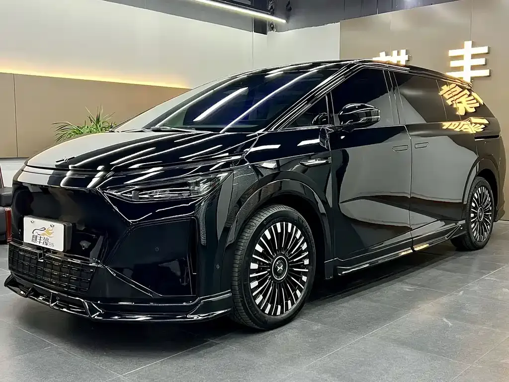 2026 Xpeng X9 EREV 1602 Ultra