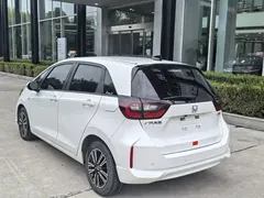 2021 Honda Fit 1.5L CVT, белый — фото 3